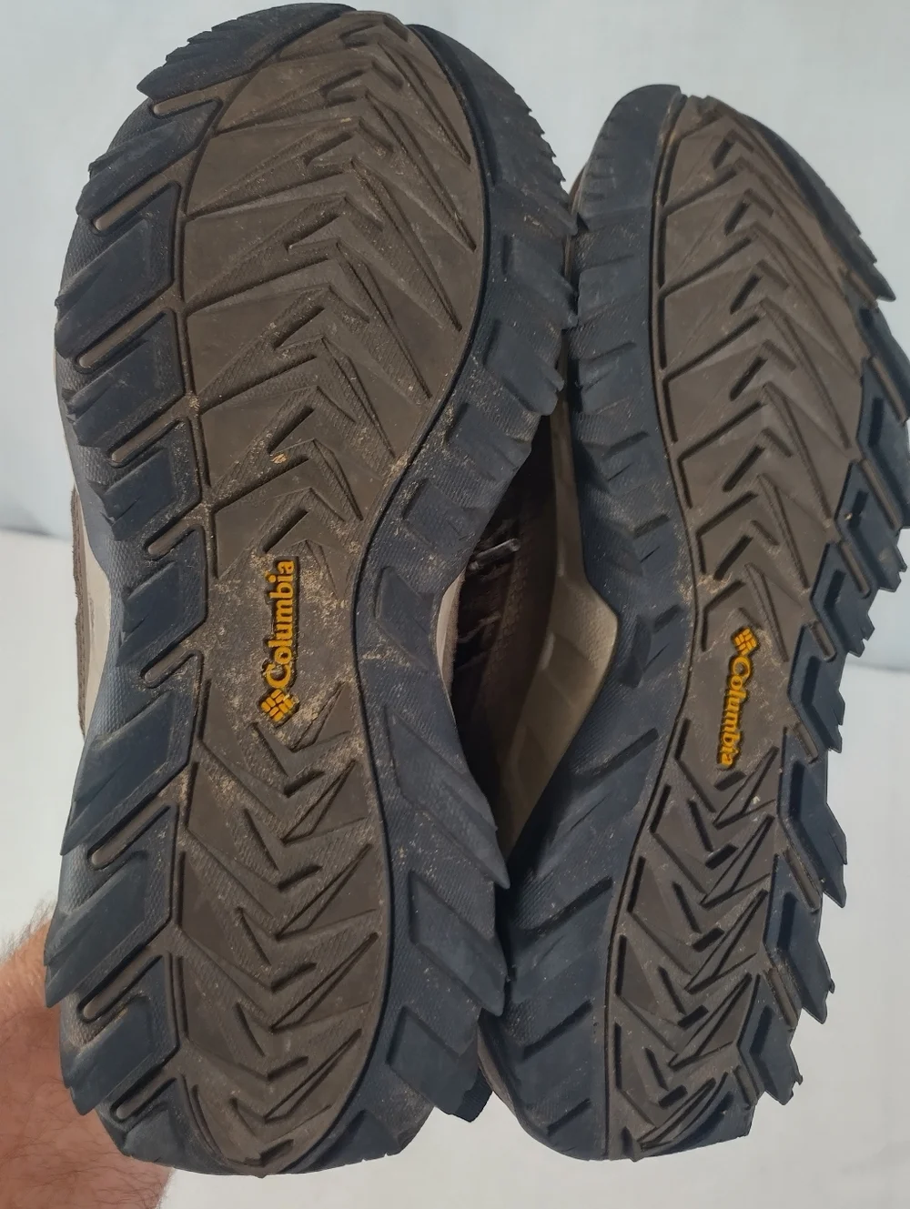 Columbia Mens Sz 7.5 Strata Trail Waterproof Outdoors Hiking Athletic Trainers